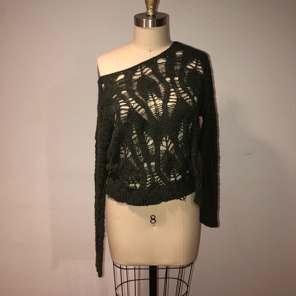 American eagle olive green slouchy sweater